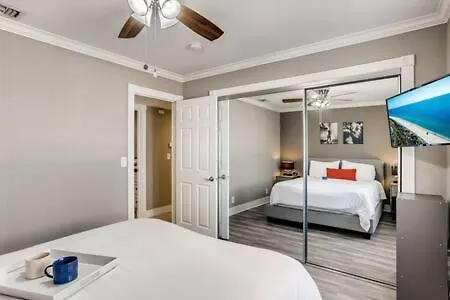 Awesome 3Br 2Bth 1 Block To Beach C2 Newport Beach