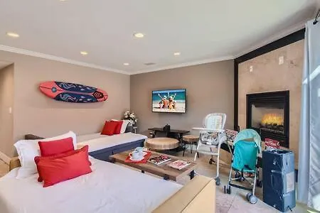 Awesome 3Br 2Bth 1 Block To Beach C2 Newport Beach United States