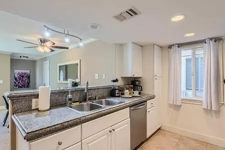 Holiday home Awesome 3Br 2Bth 1 Block To Beach C2 Newport Beach